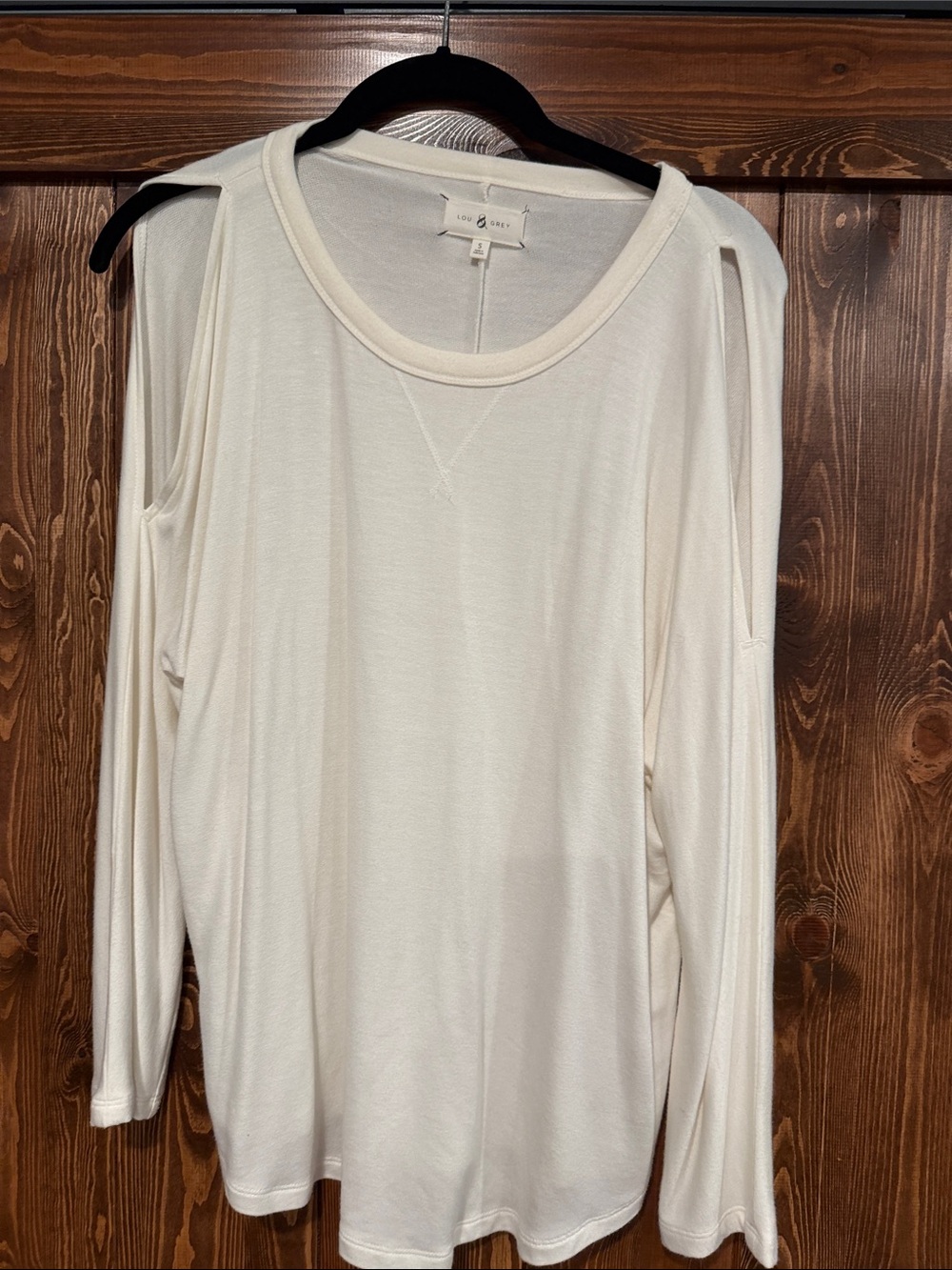 Lou & Grey Cream Cold-Shoulder Long Sleeve Tee